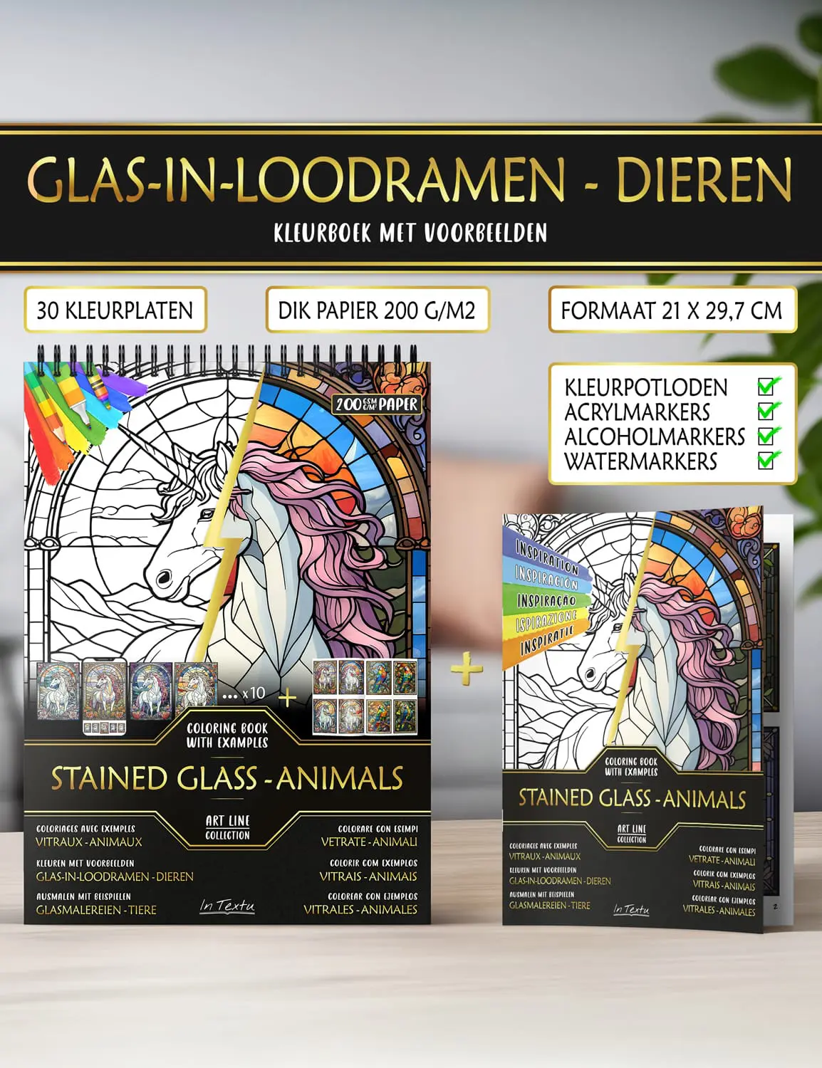 Voorbeeldboekje uit "Glas-in-loodramen - Dieren", gedrukt op dik A4-papier, geschikt voor kleurpotloden en stiften op water- of alcoholbasis.